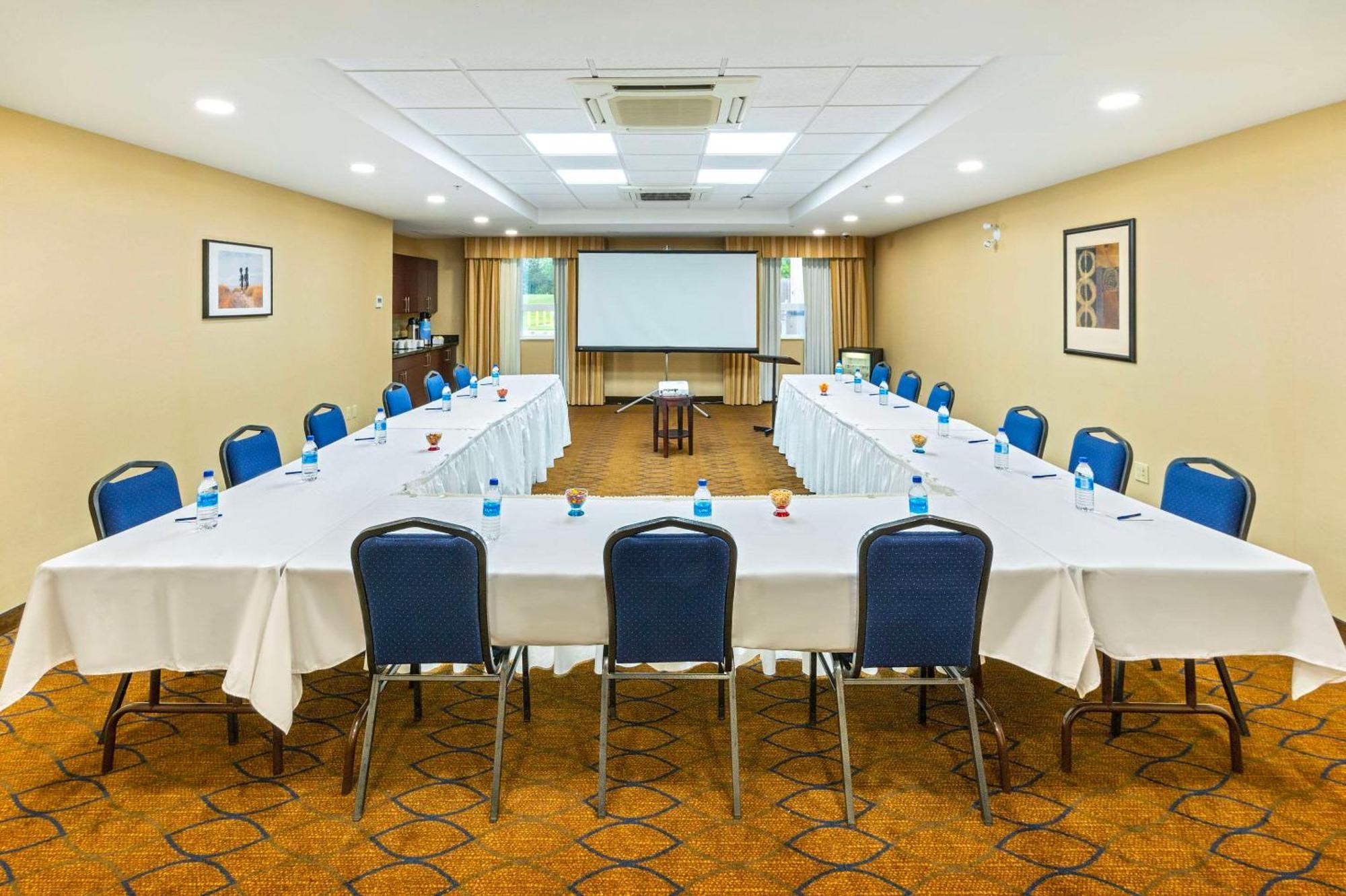 Comfort Inn & Suites Kincardine Zewnętrze zdjęcie
